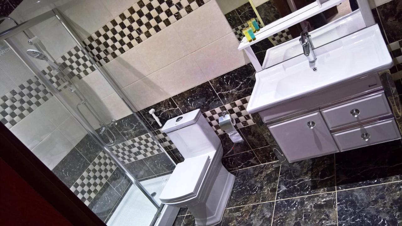 Gold Palace Serviced Apartments Dzsidda Kültér fotó