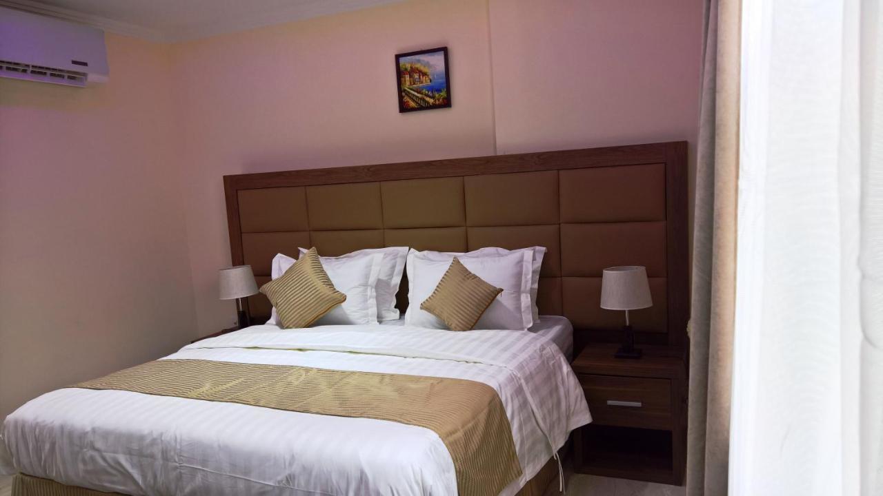Gold Palace Serviced Apartments Dzsidda Kültér fotó