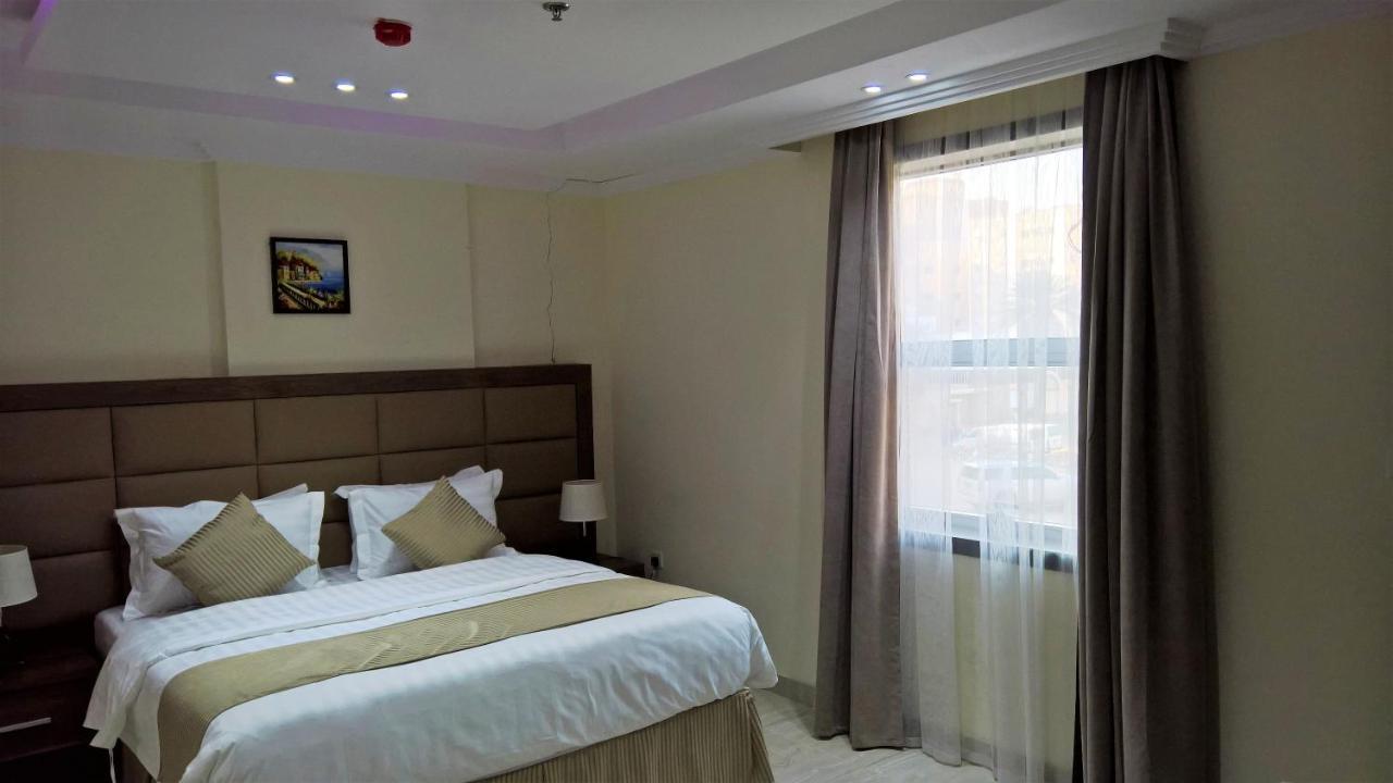 Gold Palace Serviced Apartments Dzsidda Kültér fotó